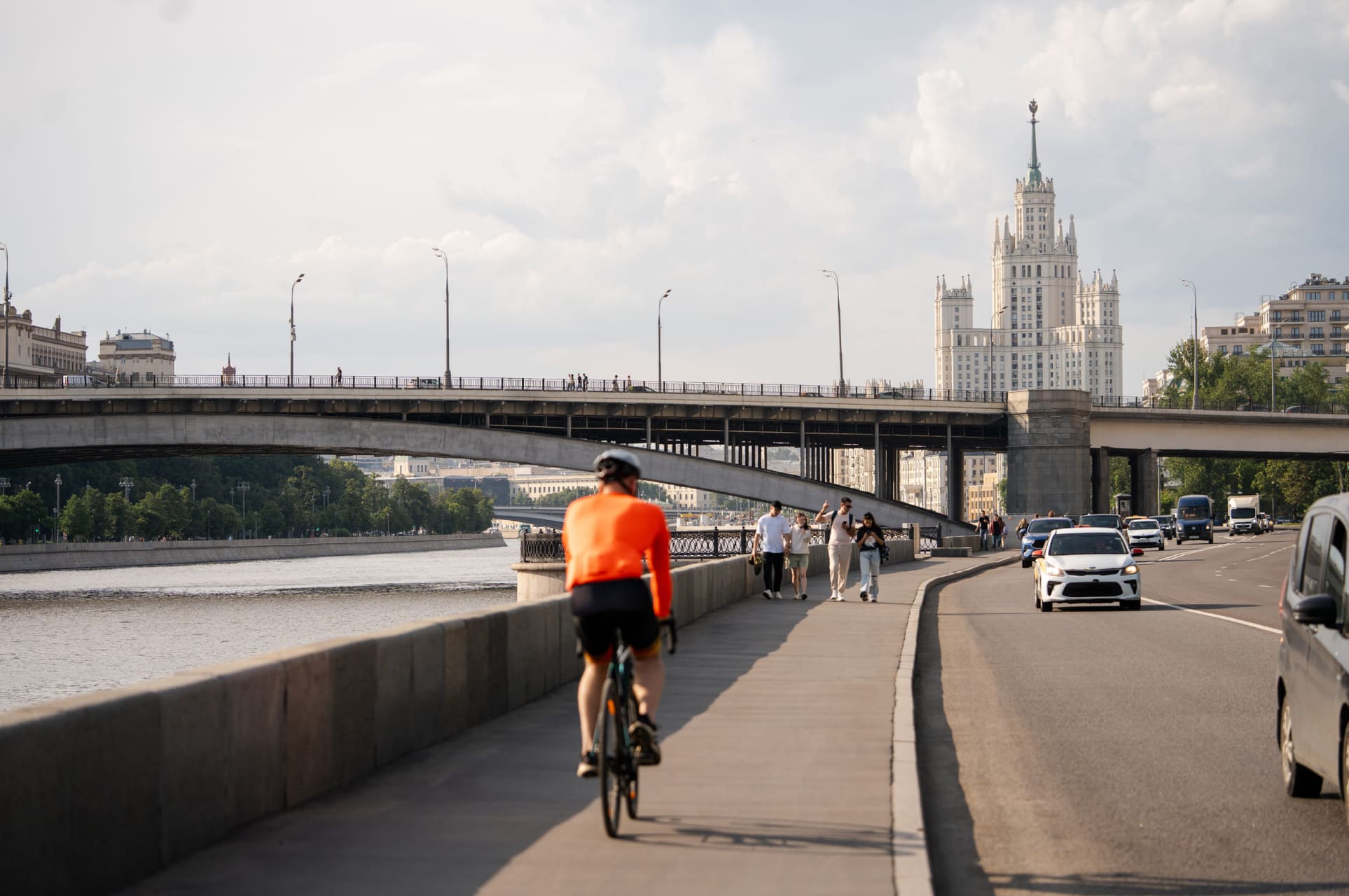 Велопрогулки и пробежки по набережной